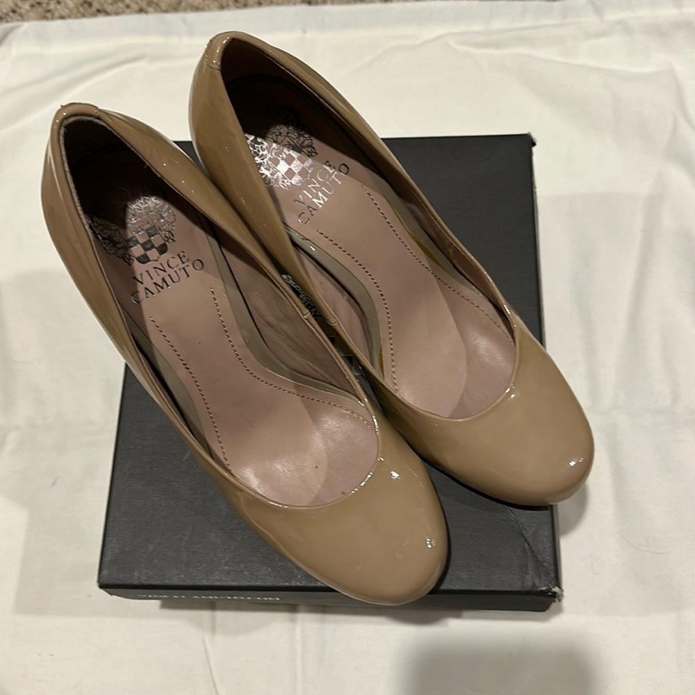 Vince Camuto